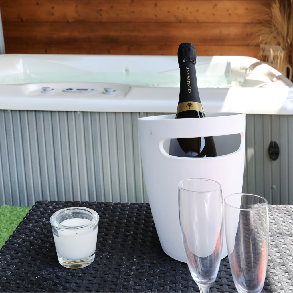 Bouteille de champagne de la chambre d'hote à gerardmer